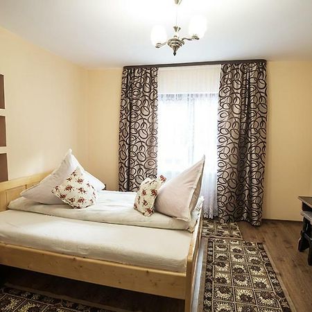 Casa Ionescu Hotel Sadova  Luaran gambar