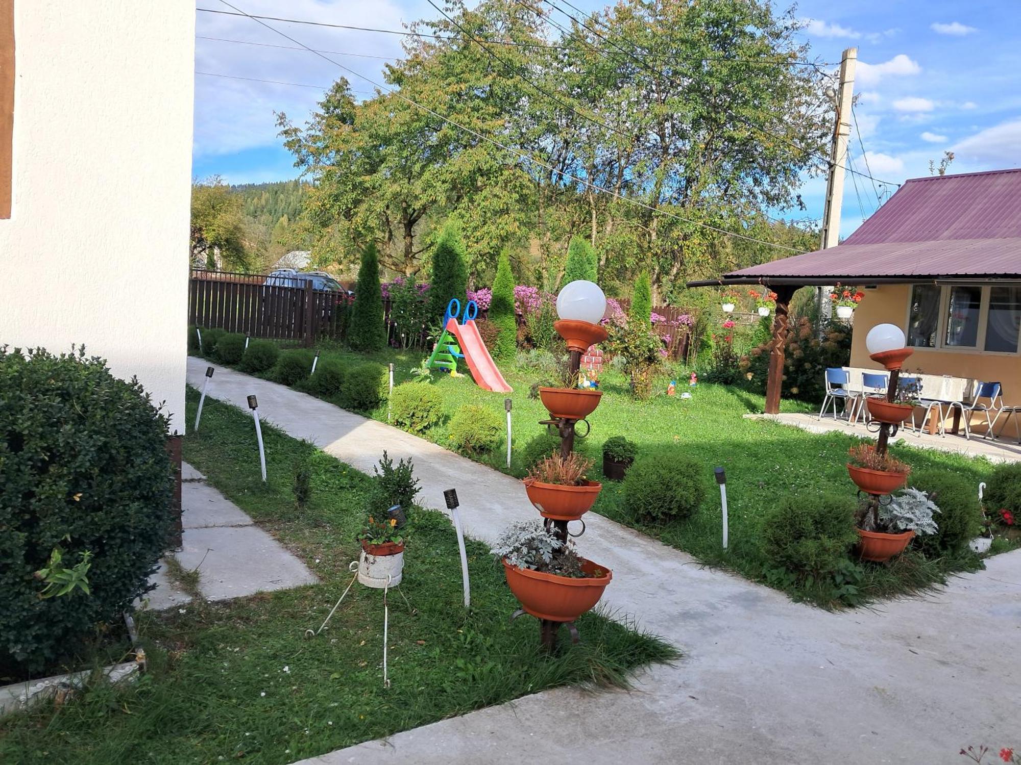 Casa Ionescu Hotel Sadova  Bilik gambar